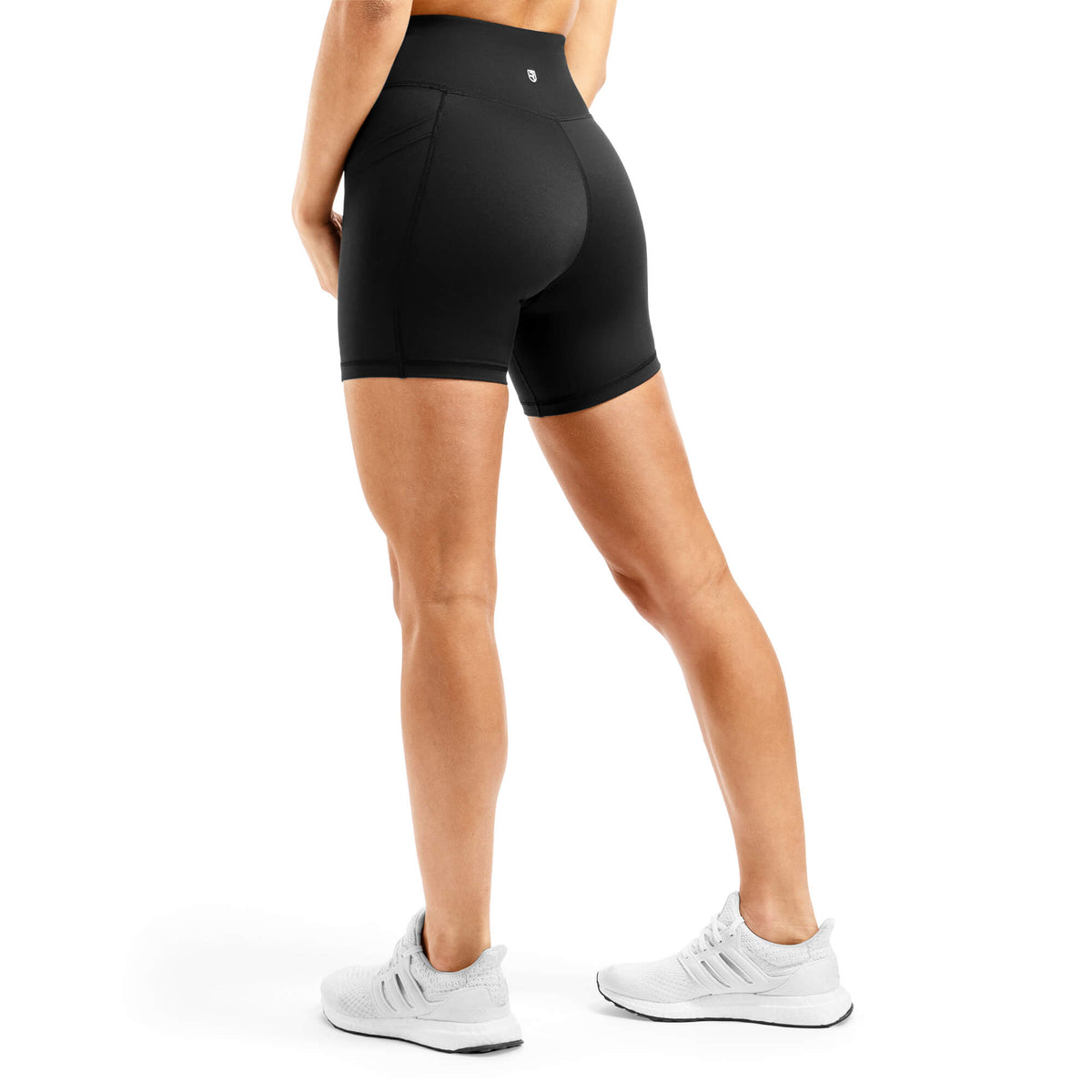 Arsenal High-Waisted Pockets Shorts - Black